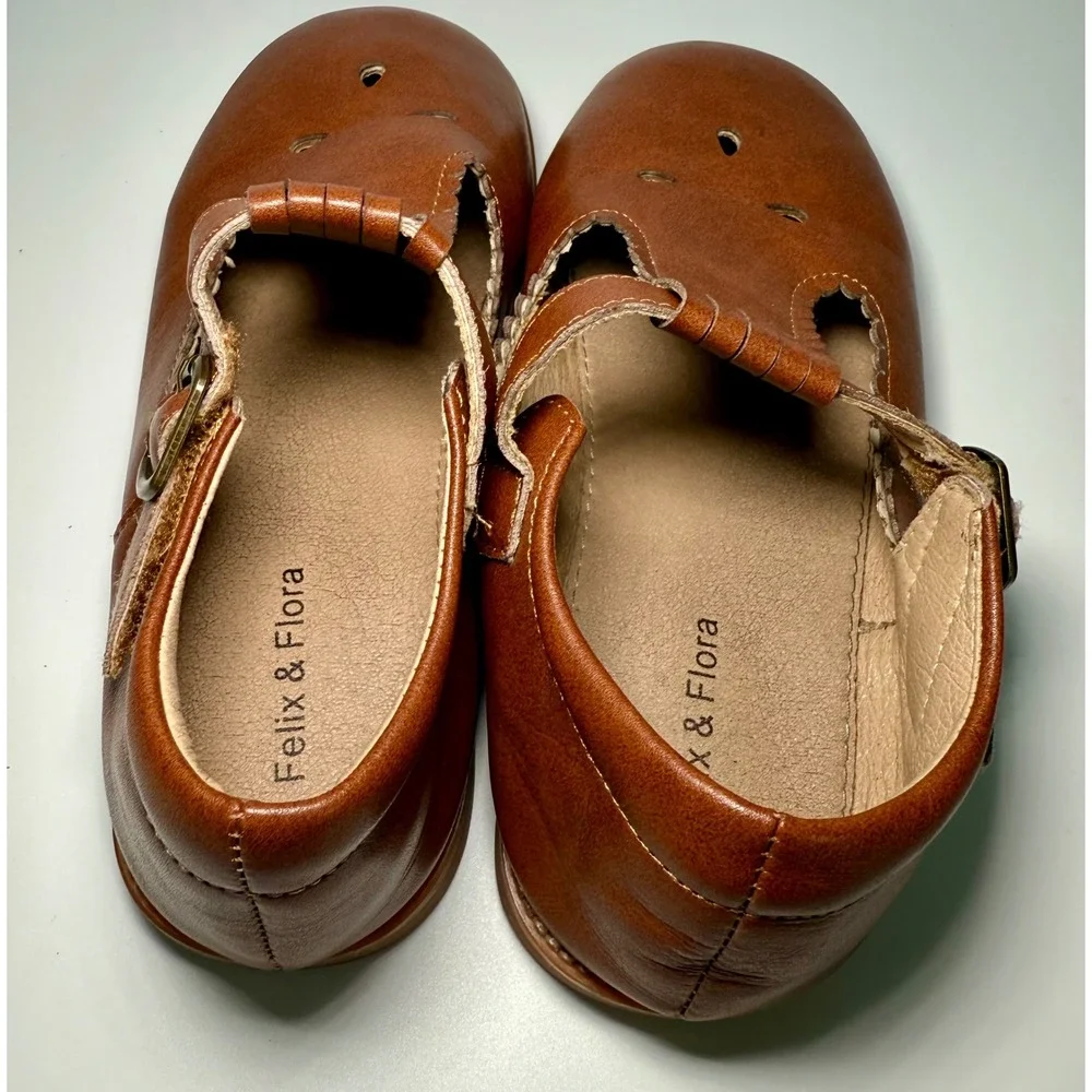 Felix & Flora Brown Leather Mary Jane T Strap‎ Shoes Kids Size 13 Toddler Buckle